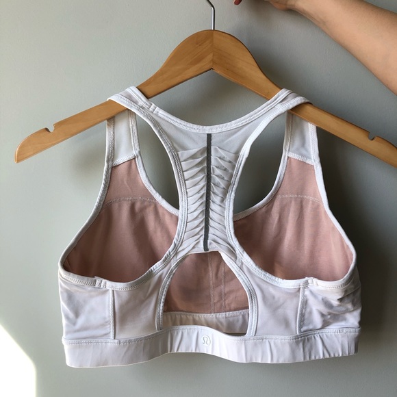 Lululemon Sports Bra - White - Size 10 - Picture 2 of 3